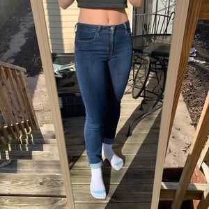 HR Dark Wash Old Navy (POP Icon) Skinny Jeans